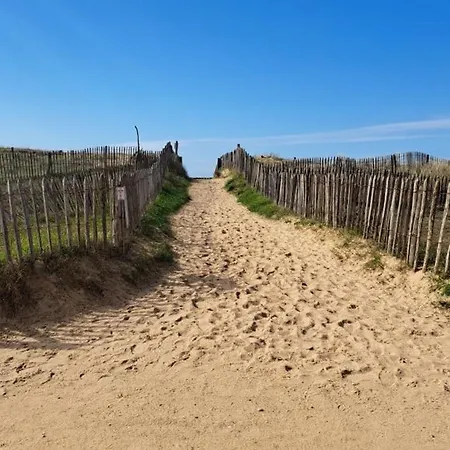 4/6 Pers. Les Pieds Dans L'eau Avec Parking A St-hilaire-de-riez - Fr-1-323-516 Apartamento