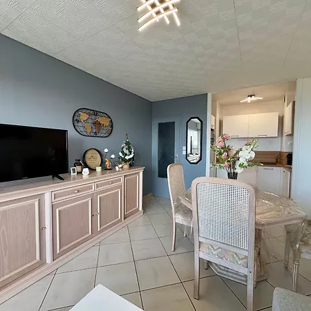 Apartment 4/6 Pers. Les Pieds Dans L'eau Avec Parking A St-hilaire-de-riez - Fr-1-323-516 *