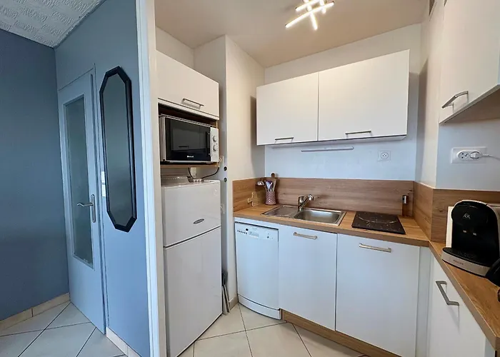 4/6 Pers. Les Pieds Dans L'eau Avec Parking A St-hilaire-de-riez - Fr-1-323-516