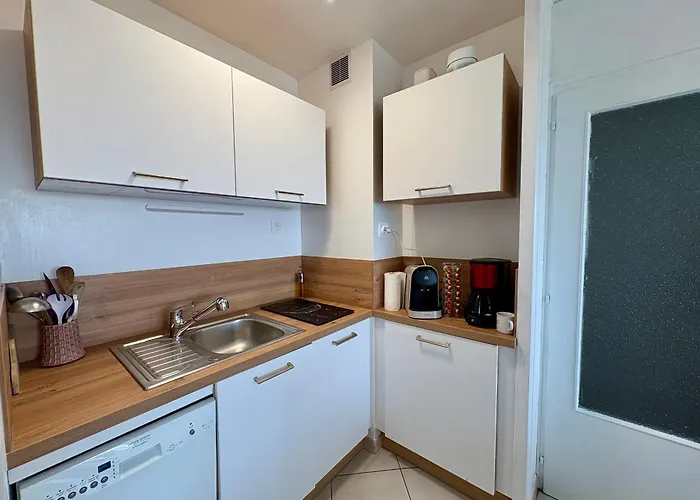 Apartmán 4/6 Pers. Les Pieds Dans L'eau Avec Parking A St-hilaire-de-riez - Fr-1-323-516 *